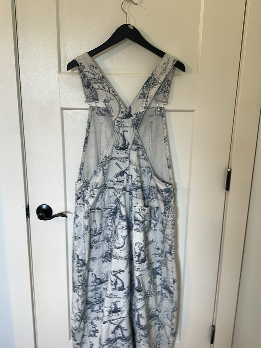 NWOT WE THE FREE PRINTED GOOD LUCK BARREL OVERALLS SIZE LARGE $225 - Picture 2 of 13